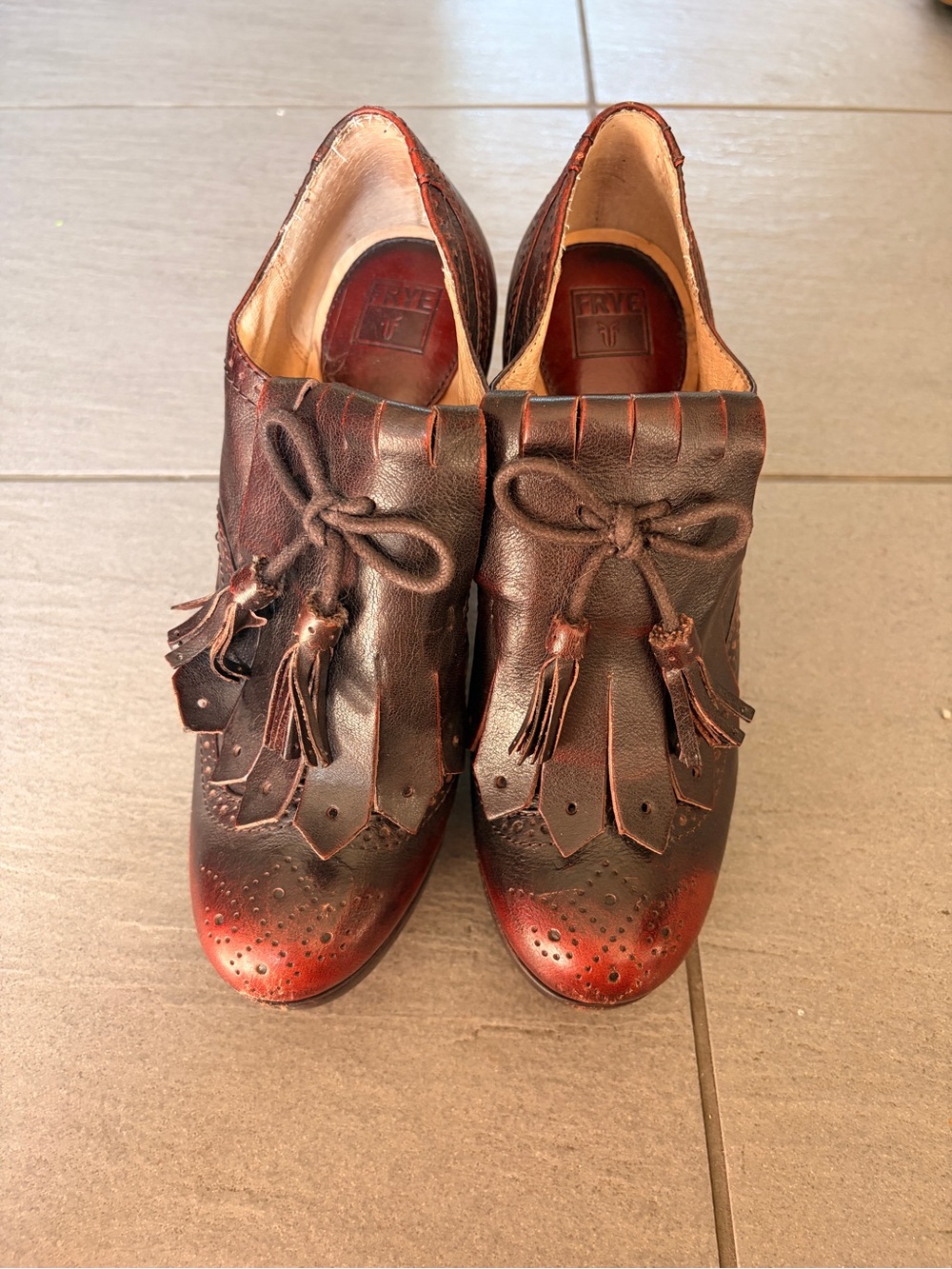 Frye Kiltie Tassel Wingtip Oxfords Burnished Brown Leather Size 8.5